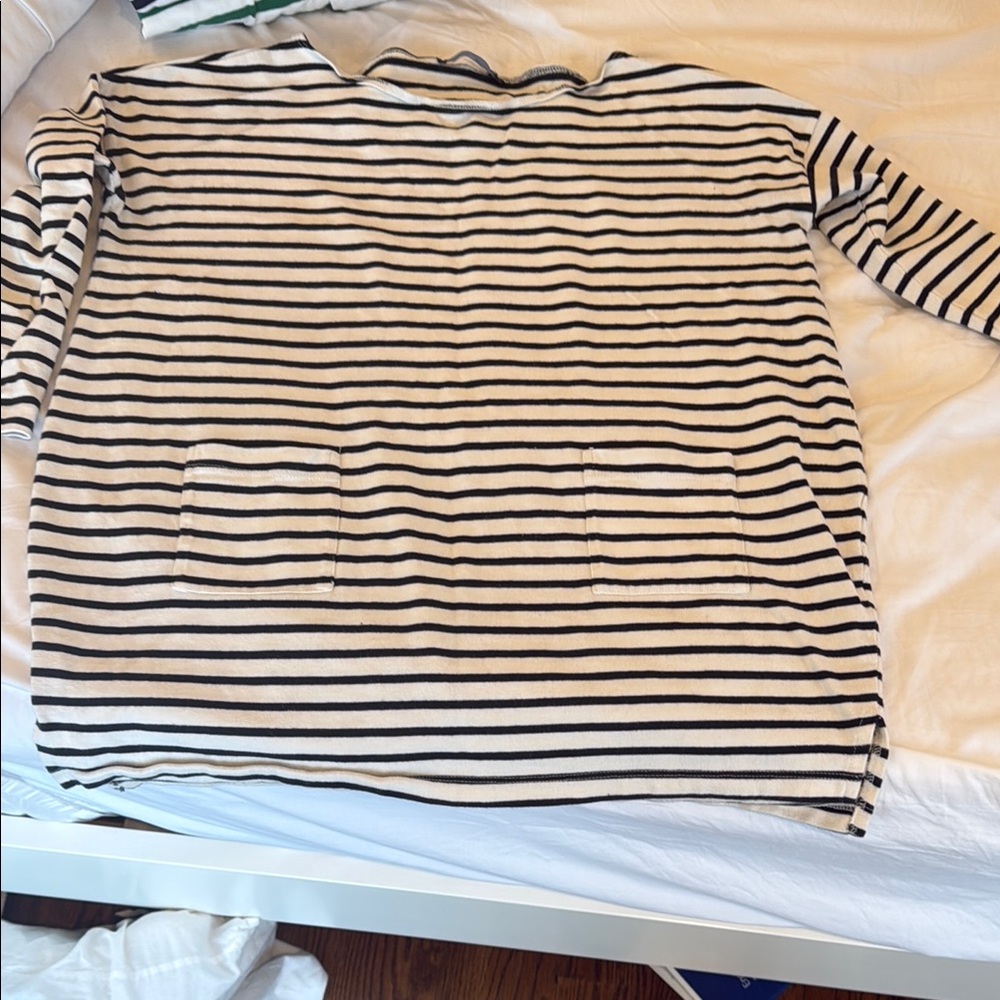 Striped Black and White Long Sleeve Top